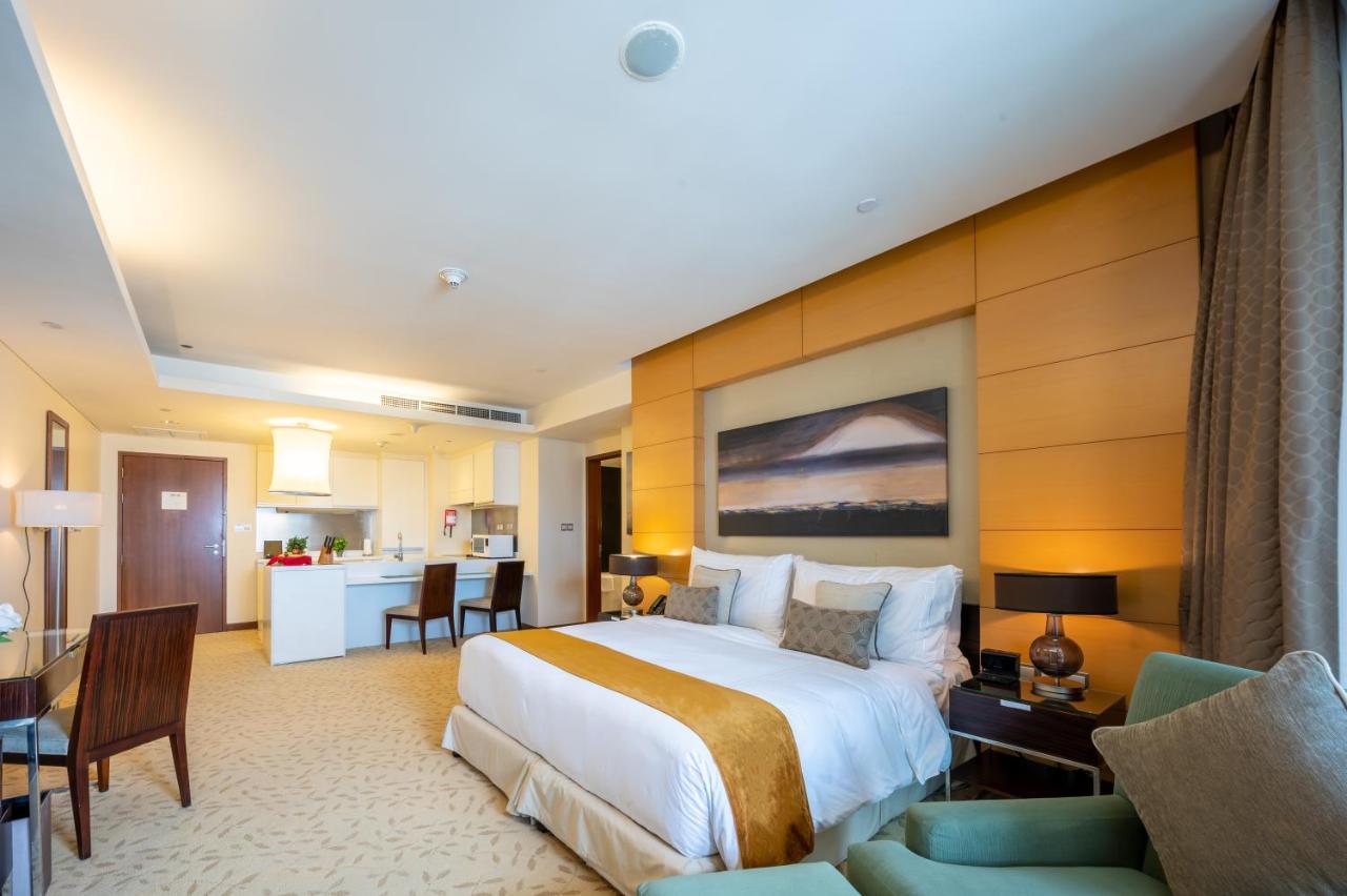 Emaar Residences Fashion Avenue Formerly Address Dubai Mall By The S Holiday Homes Экстерьер фото